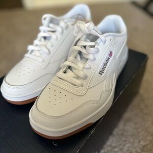 Reebok Men’s Club White Leather Memt Tennis Shoes